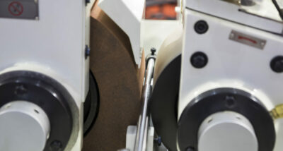 Spezialstangenmaterial: Spitzenloses Schleifen