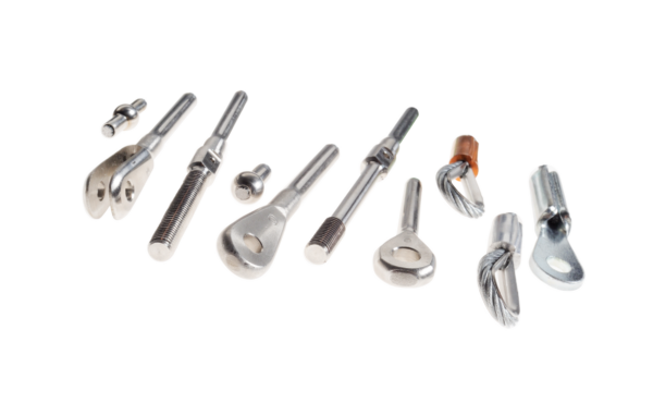 Tornillería y herrajes